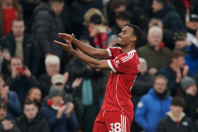 Babak Pertama Liverpool vs Wolves