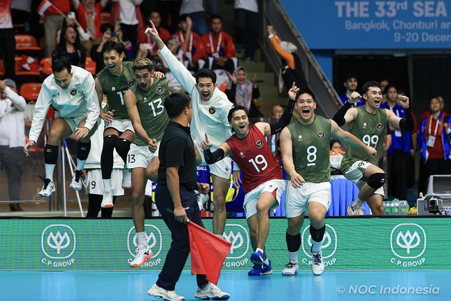 Modal Comeback Dramatis