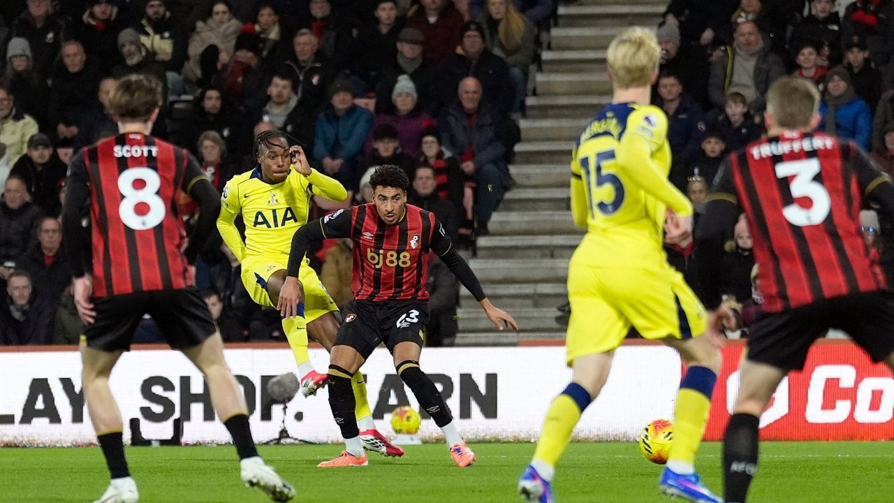 VAR, Salto, dan Gol Menit Akhir: Kronologi Kekalahan Menyakitkan Tottenham di Kandang Bournemouth VAR, Salto, dan Gol Menit Akhir: Kronologi Kekalahan Menyakitkan Tottenham di Kandang Bournemouth