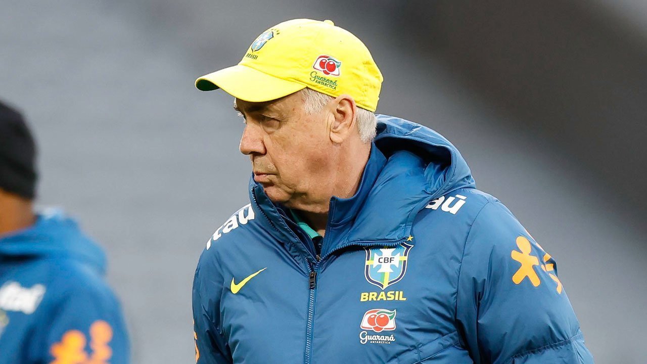 Kisah Unik Carlo Ancelotti saat Brasil Tegang di Ruang Ganti: Tinggal Merokok, Lalu Menang Kisah Unik Carlo Ancelotti saat Brasil Tegang di Ruang Ganti: Tinggal Merokok, Lalu Menang