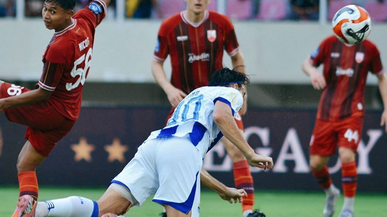 Hasil Persis vs Persib Bandung: Andrew Jung Bawa Maung Bandung Nyaman di Puncak!