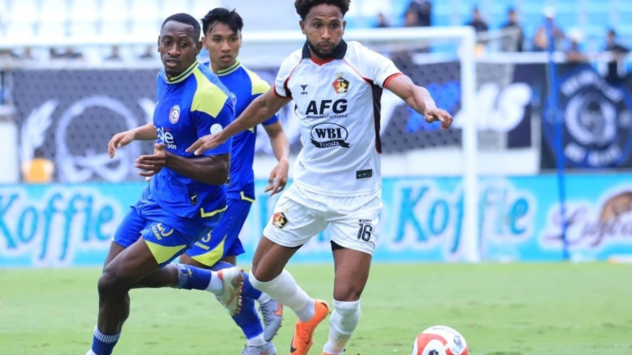 BRI Super League: Laga Arema FC vs Persik Menyisakan Rasa Pahit buat Macan Putih