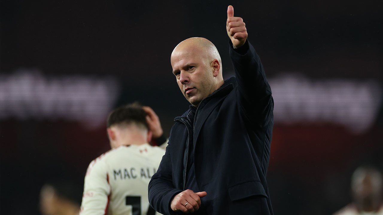 Terbuai dan Terjebak Zona Nyaman, Penyebab Runtuhnya Liverpool Musim Ini