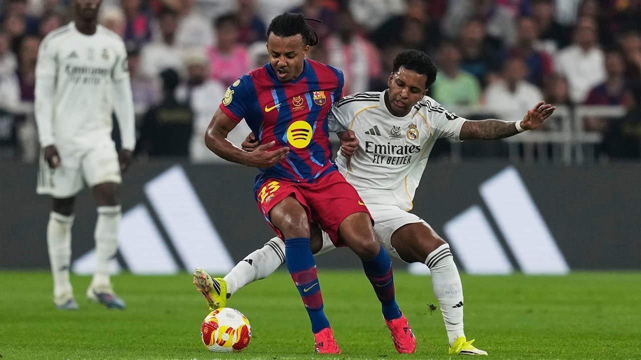 Skor Barcelona vs Real Madrid: Serunya El Clasico, Drama 5 Gol, Blaugrana Juara Supercopa de Espana