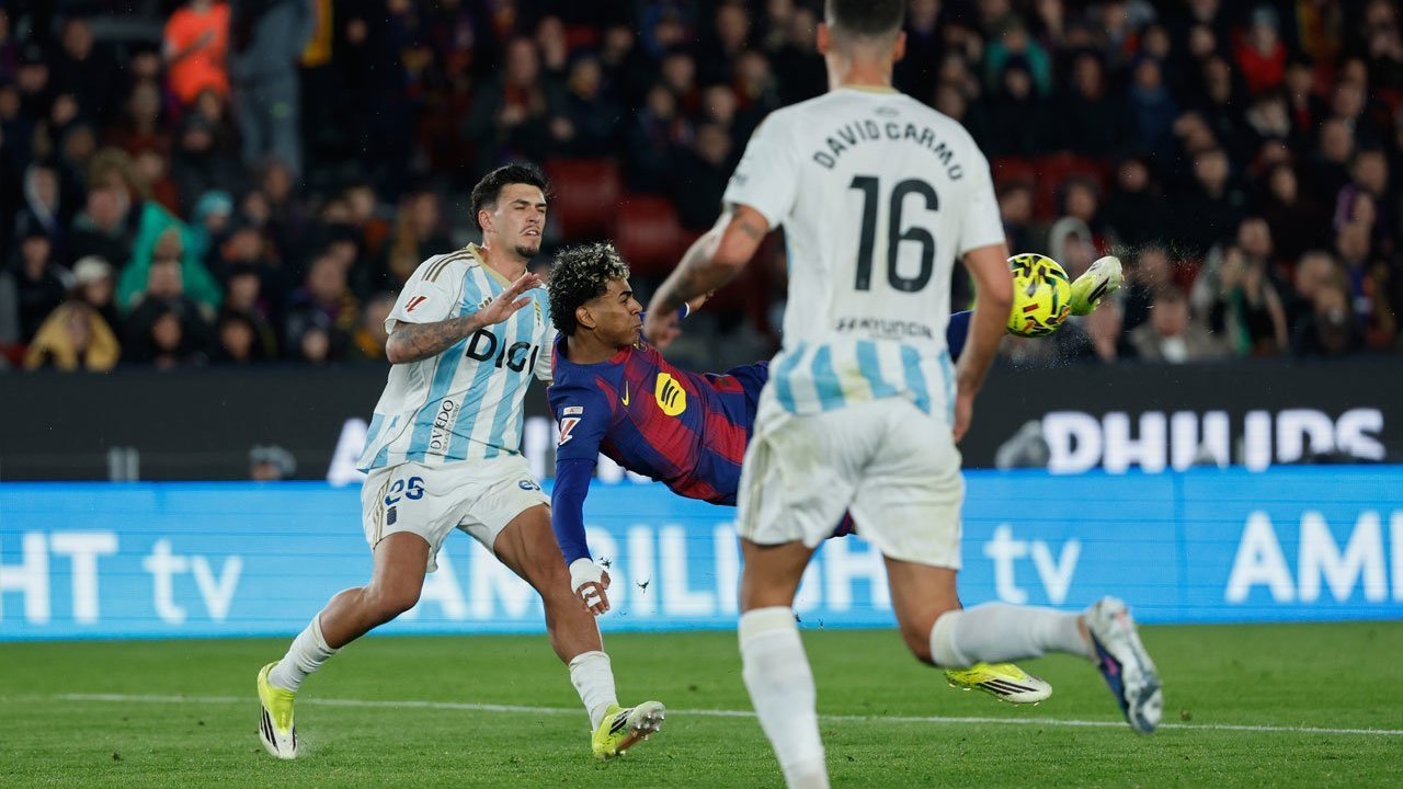 Rating Pemain Barcelona vs Oviedo: Yamal dan Olmo Bersinar, De Jong Jadi Penopang Rating Pemain Barcelona vs Oviedo: Yamal dan Olmo Bersinar, De Jong Jadi Penopang