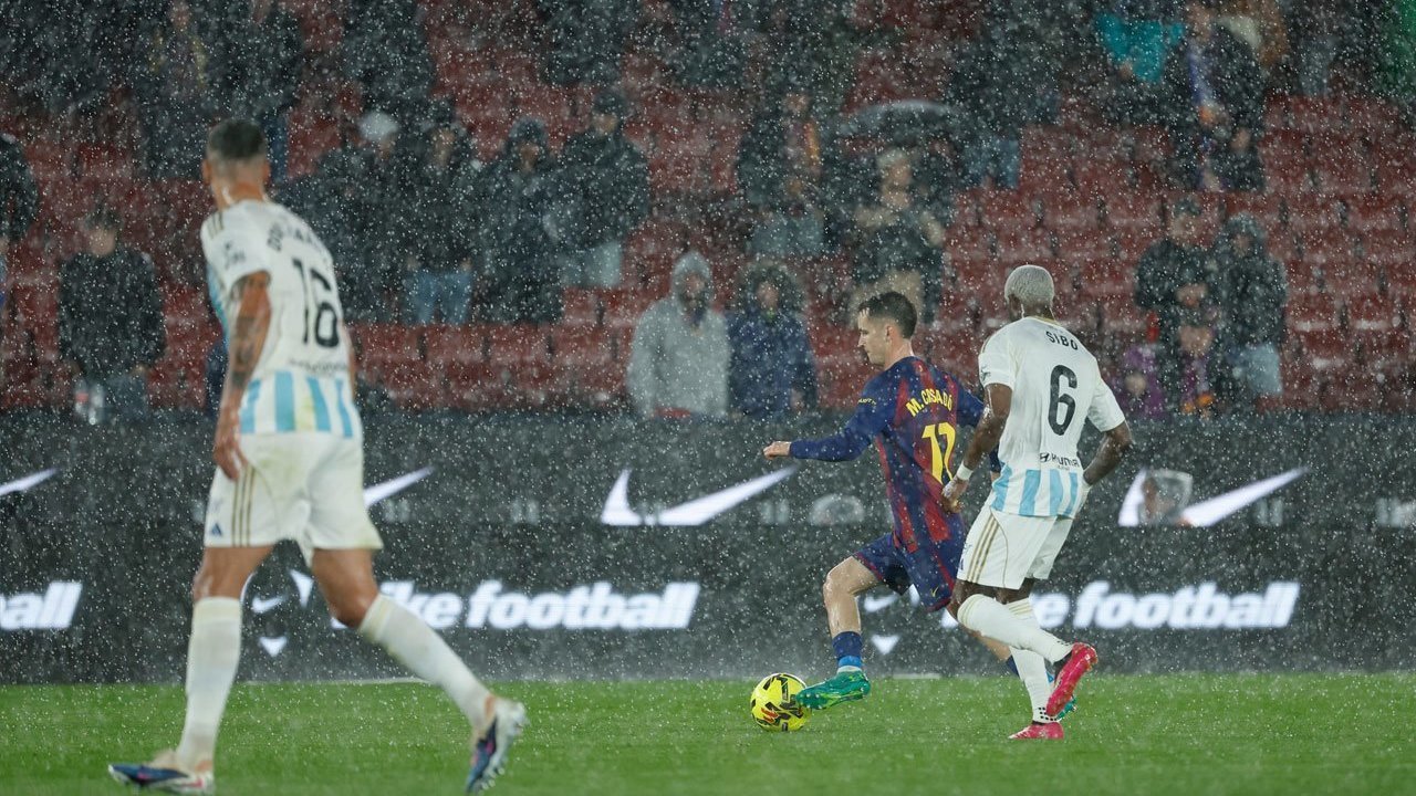 Camp Nou Bocor! Cerita Emosional Di balik Kemenangan Barcelona atas Oviedo Camp Nou Bocor! Cerita Emosional Di balik Kemenangan Barcelona atas Oviedo