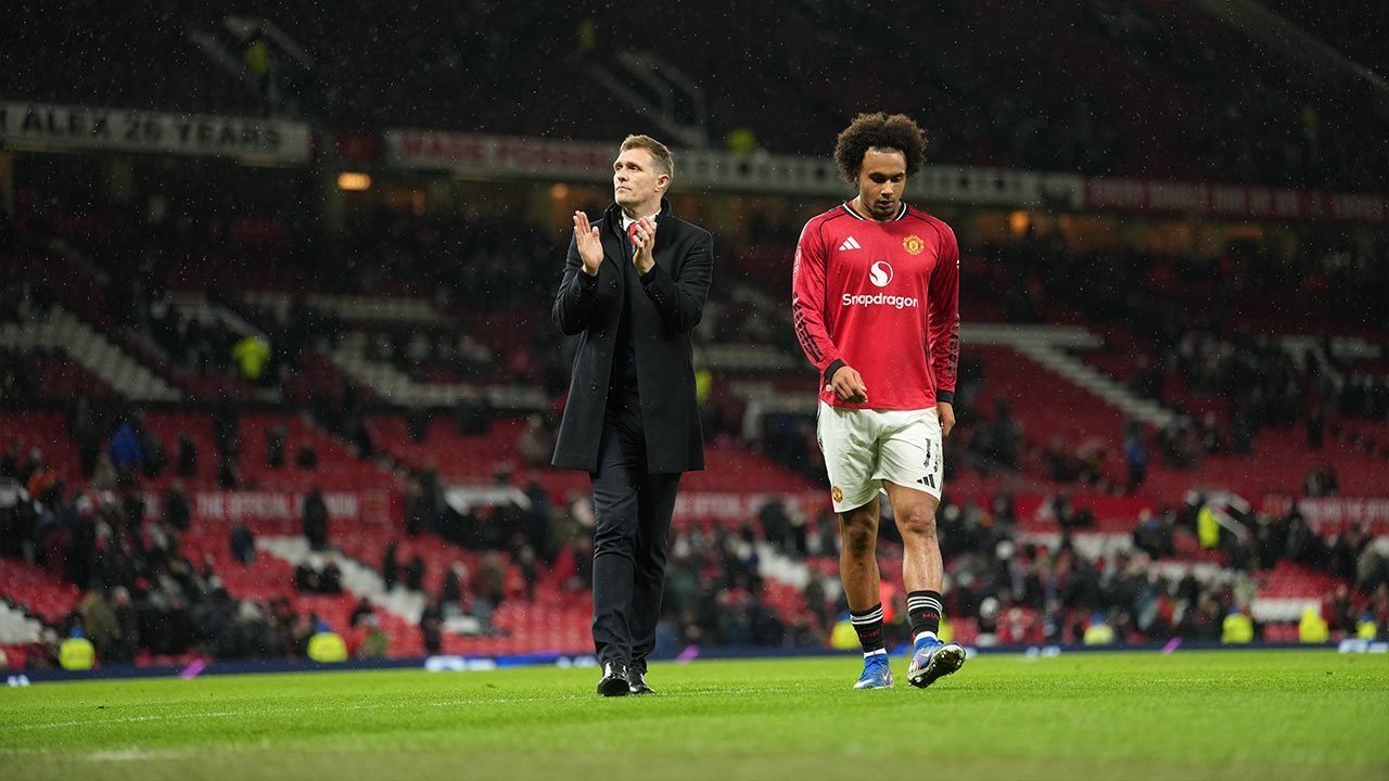 Fans Man United Ngamuk di Old Trafford, Darren Fletcher: Itu Wajar, Kami Memang Pantas!