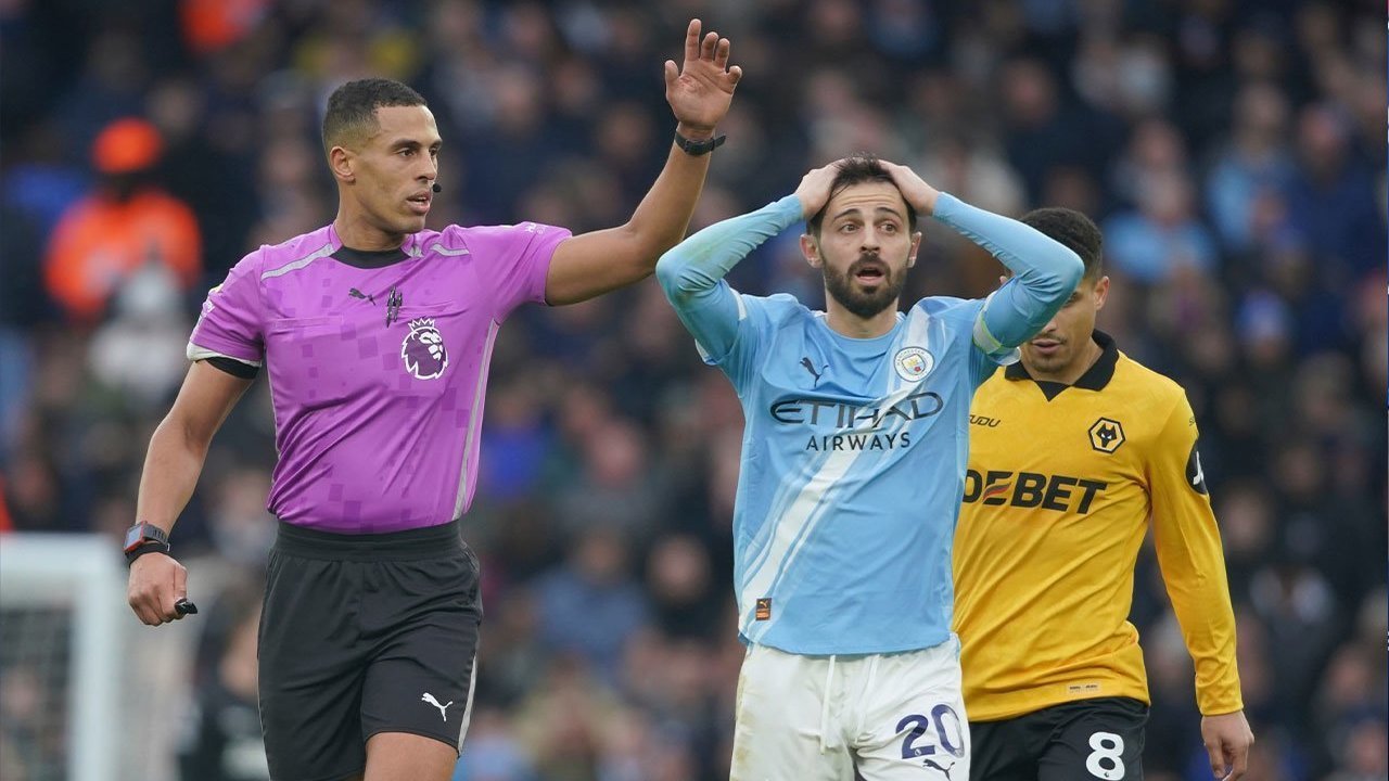 Minta Maaf Setengah Hati ala Pep Guardiola: Menyesal, Lalu Serang Balik Bos PGMOL