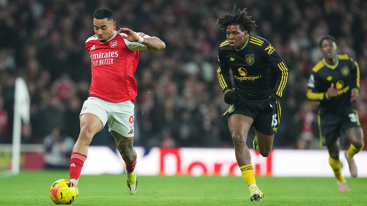 Patrick Dorgu Tumbang di Puncak Performa: Cedera Hamstring Bikin Absen hingga 10 Pekan!