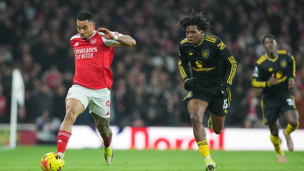 Rapor Pemain Arsenal vs Man Utd: Zubimendi Kelabakan, Saliba & Merino Berjuang Keras