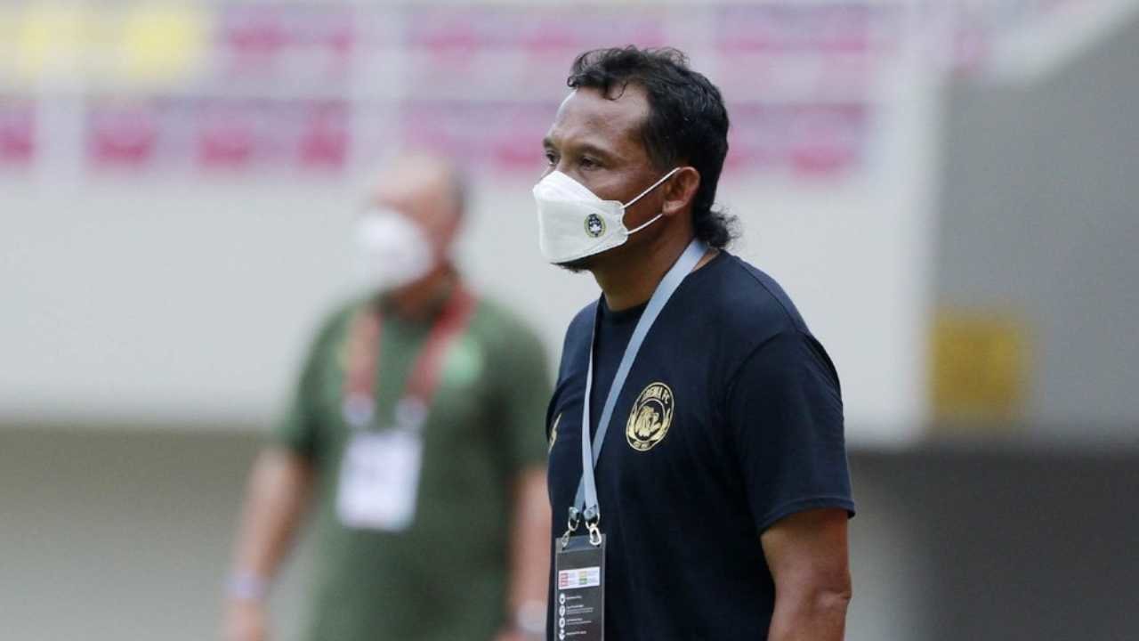 Kabar Duka, Asisten Pelatih Arema FC Kuncoro Tutup Usia