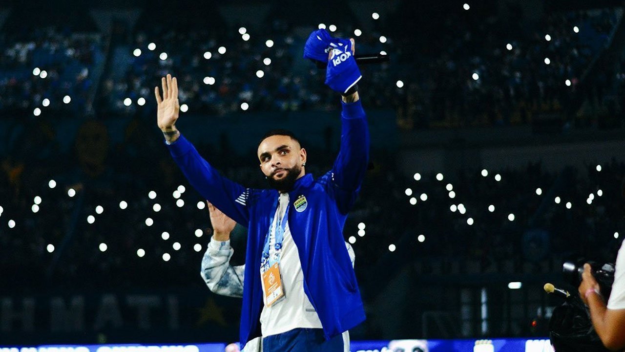 Layvin Kurzawa Usai Gabung Persib: Ini Pilihan Terbaik untuk Karier, Saya Ingin Tunjukkan Siapa Saya Sebenarnya