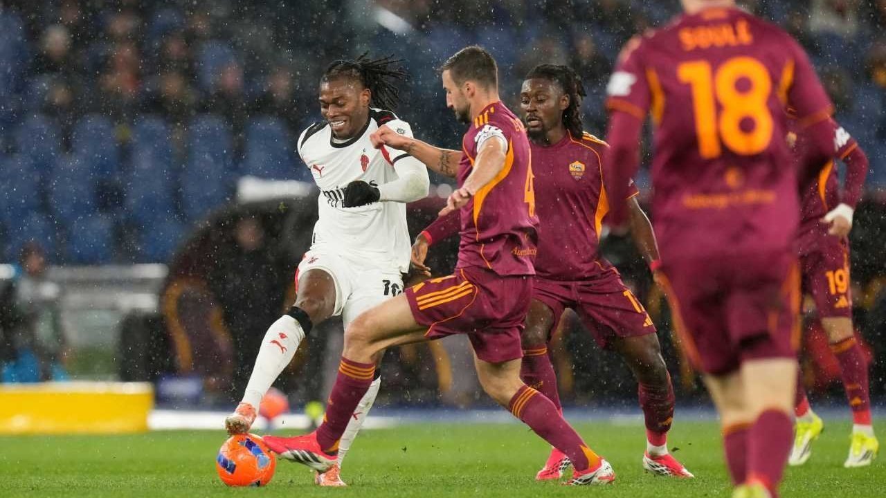 Rafael Leao Ditawarkan ke Roma, AC Milan Pasang Harga Anyar Rafael Leao Ditawarkan ke Roma, AC Milan Pasang Harga Anyar