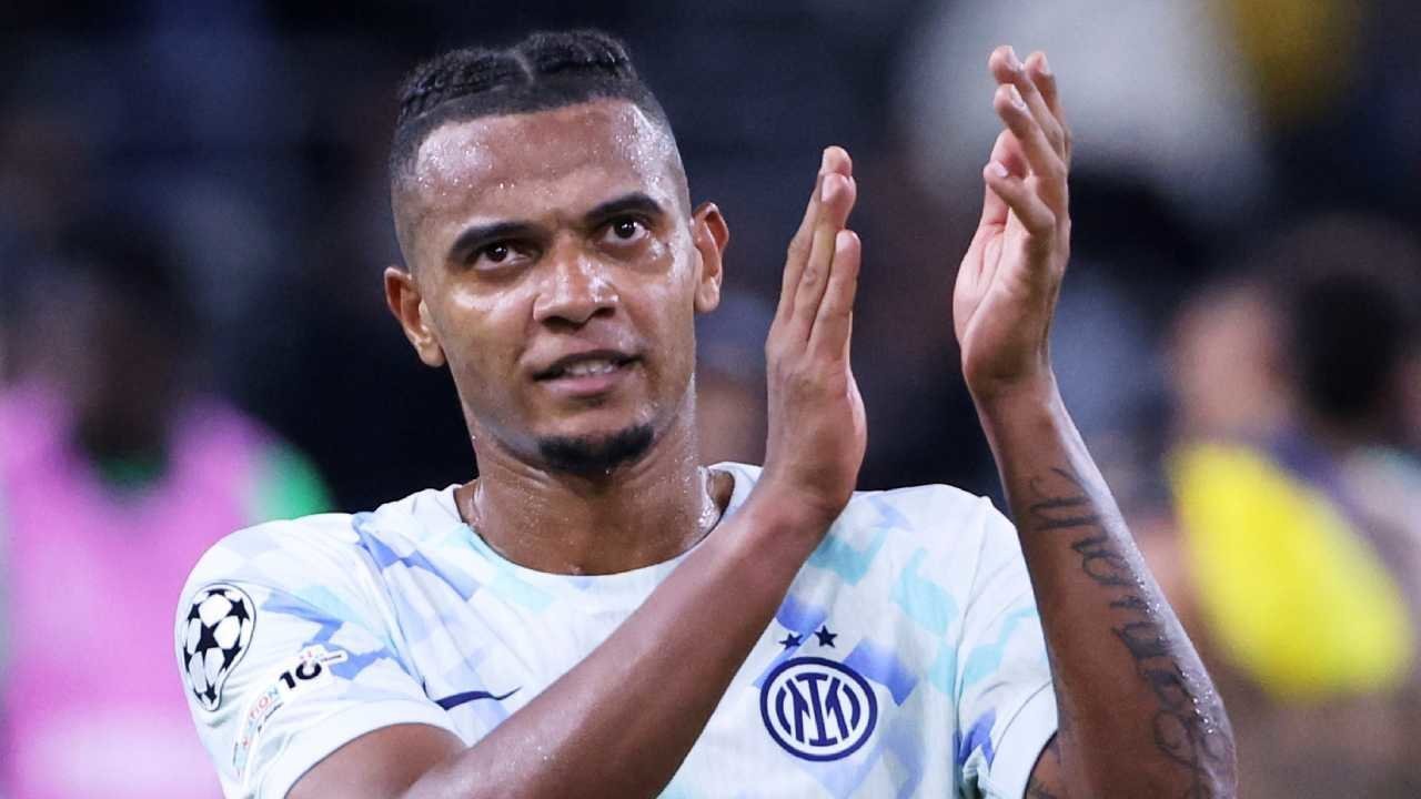 5 Pemain yang Pernah Berseragam Borussia Dortmund dan Inter Milan 5 Pemain yang Pernah Berseragam Borussia Dortmund dan Inter Milan