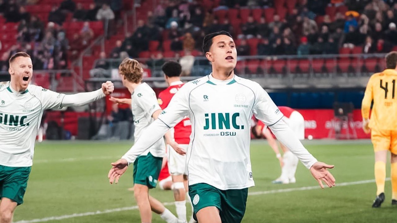 Kelas! Cuma Butuh 2 Laga, Miliano Jonathans Langsung Cetak Gol dan Jadi Juru Selamat Excelsior Rotterdam di Eredivisie Kelas! Cuma Butuh 2 Laga, Miliano Jonathans Langsung Cetak Gol dan Jadi Juru Selamat Excelsior Rotterdam di Eredivisie