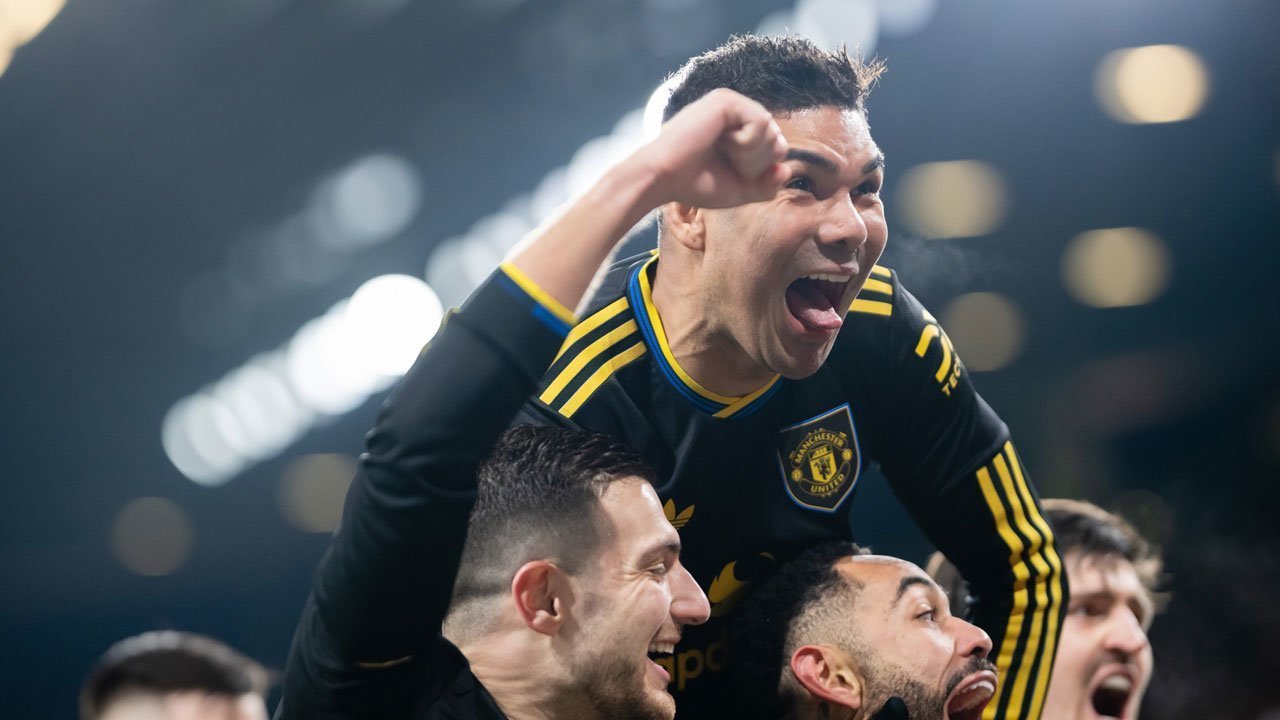 MU Akhirnya Tembus 4 Besar Premier League, Gary Neville: Gak Dari Dulu Kek!