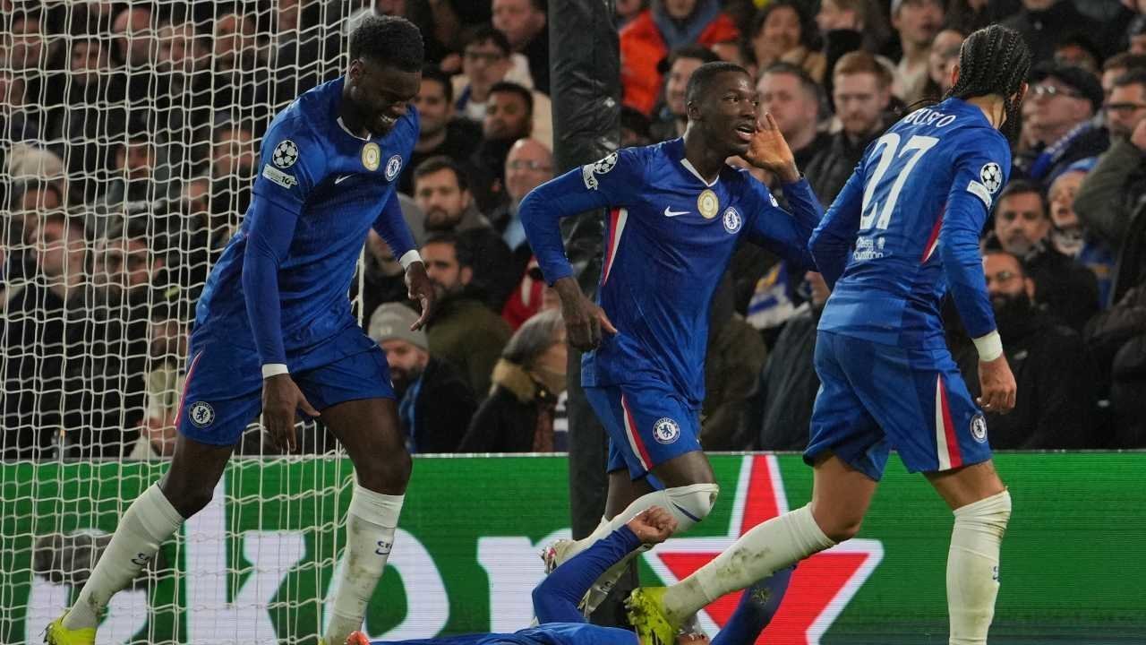 Rapor Pemain Chelsea saat Tundukkan Pafos: Caicedo Jadi Penentu, Garnacho Kesulitan Rapor Pemain Chelsea saat Tundukkan Pafos: Caicedo Jadi Penentu, Garnacho Kesulitan