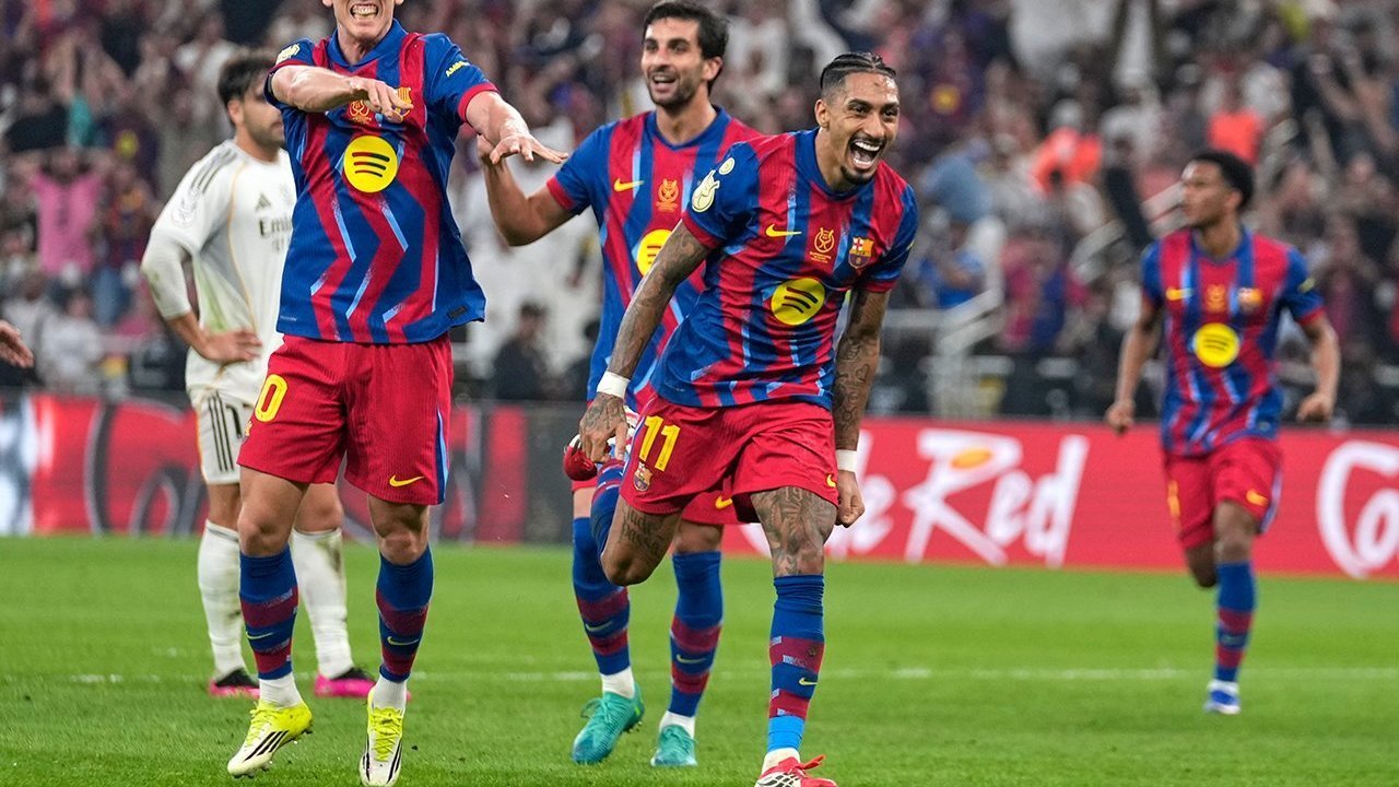 Rapor Pemain Barcelona vs Real Madrid: Raphinha Menggila, Blaugrana Catat Rekor Supercopa de Espana