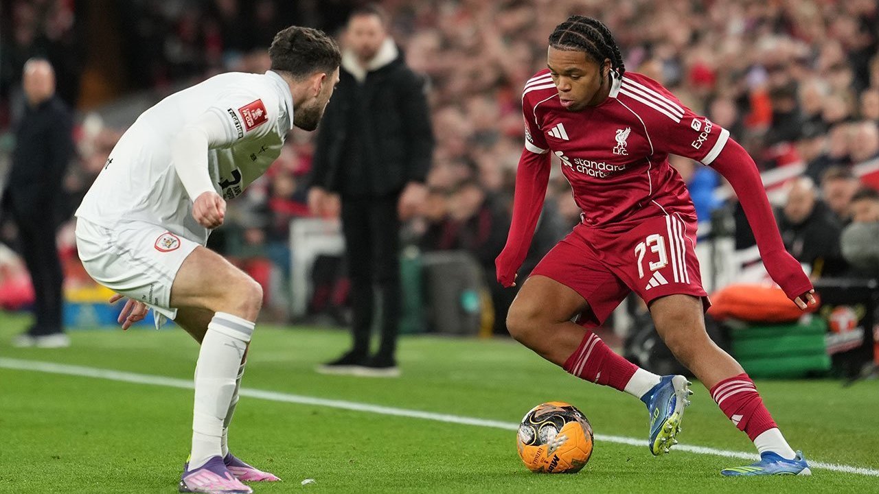 Apa Kabar Kondisi Rio Ngumoha Usai Tampil di Laga Liverpool vs Barnsley? Apa Kabar Kondisi Rio Ngumoha Usai Tampil di Laga Liverpool vs Barnsley?