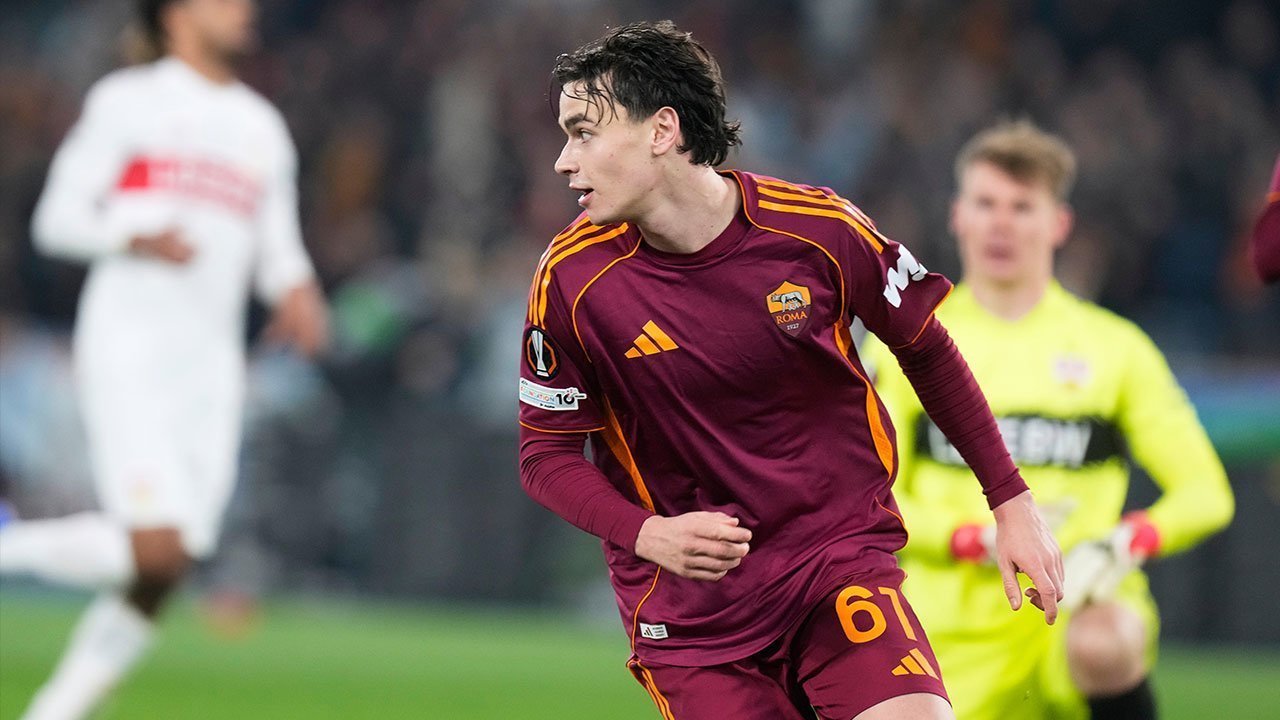 AS Roma vs Vfb Stuttgart: Niccolo Pisilli Menggila di Depan Totti, Serigala Ibu Kota Tembus 8 Besar