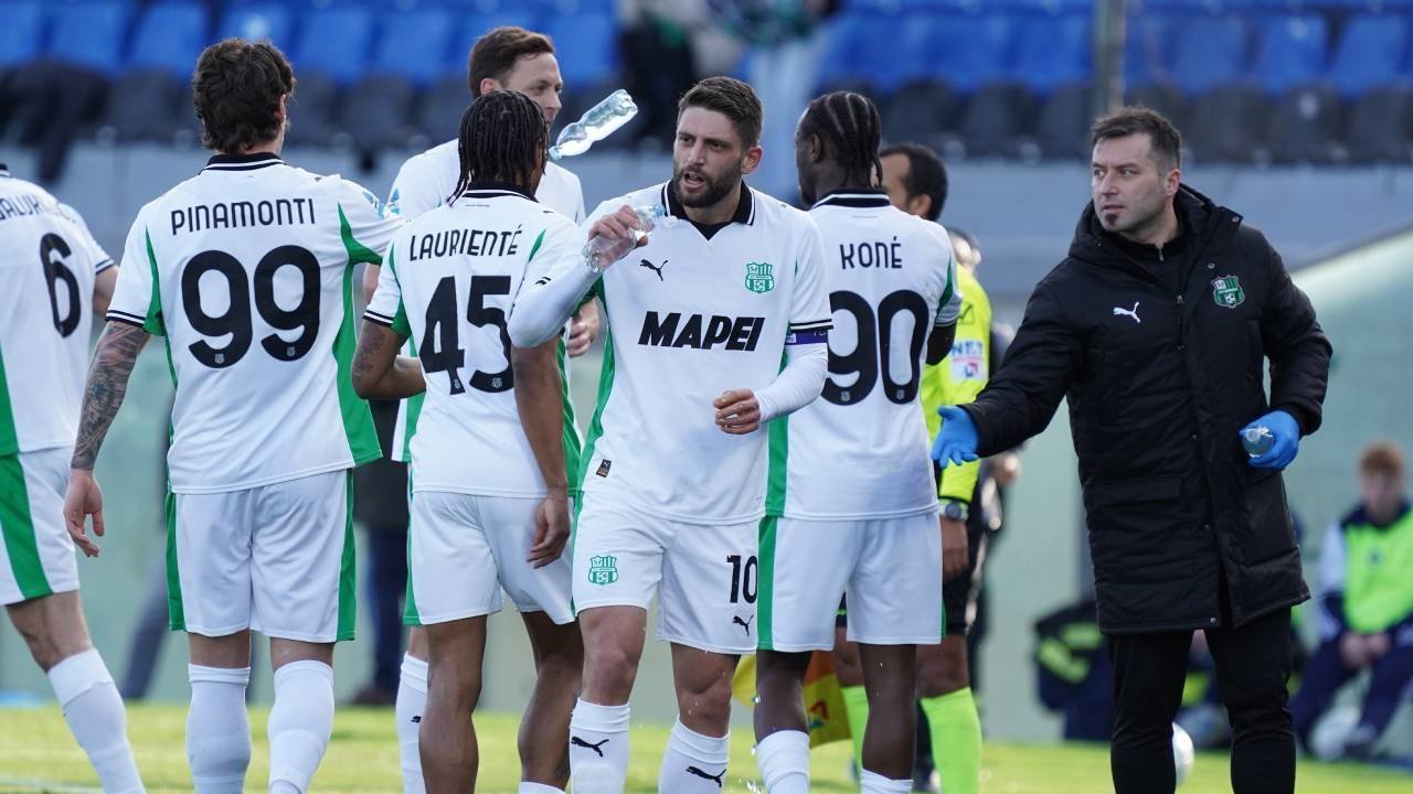 Hasil Pisa vs Sassuolo: Jay Idzes Stop Gol Pisa di Garis Gawang