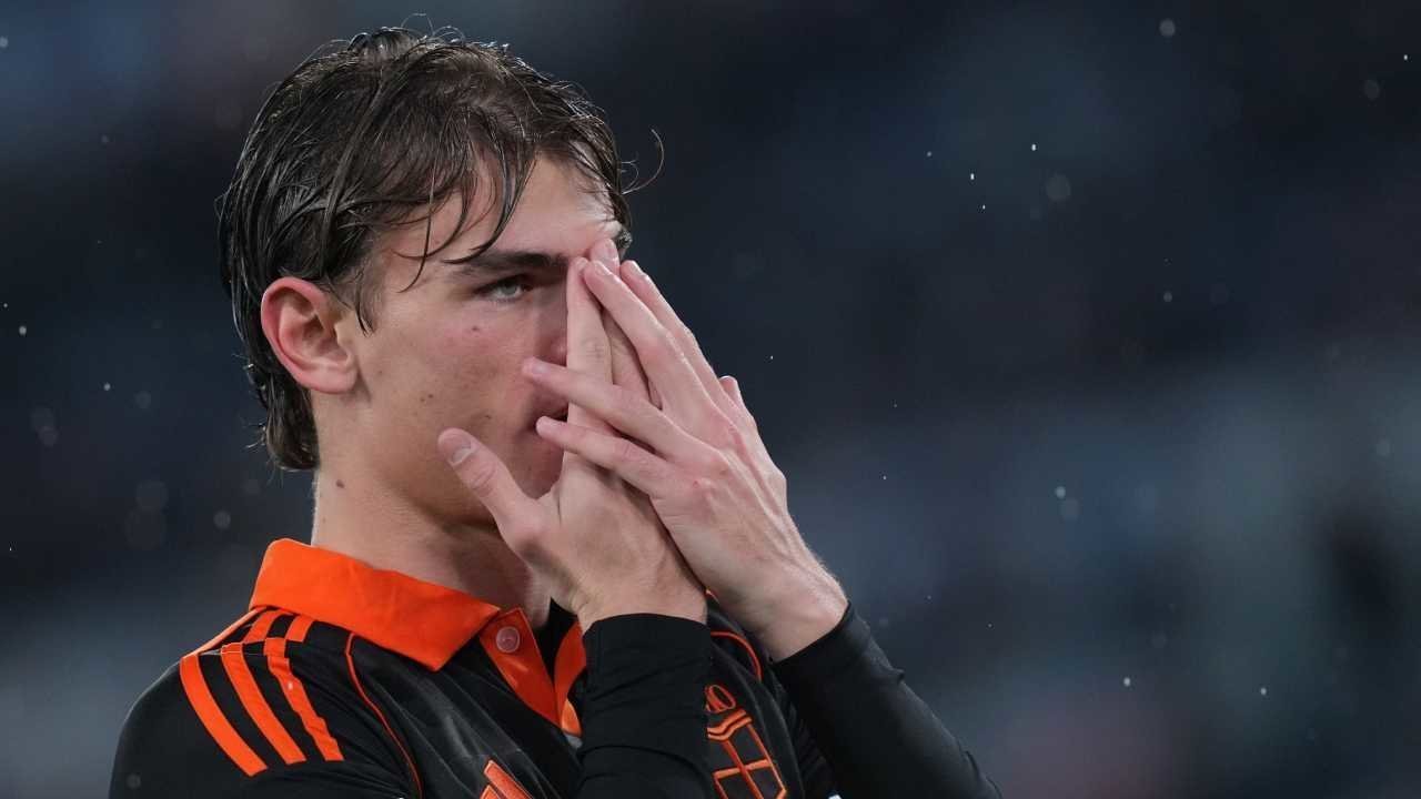 Gagal Penalti tapi Cetak Brace, Nico Paz Jadi Mimpi Buruk Lazio di Olimpico