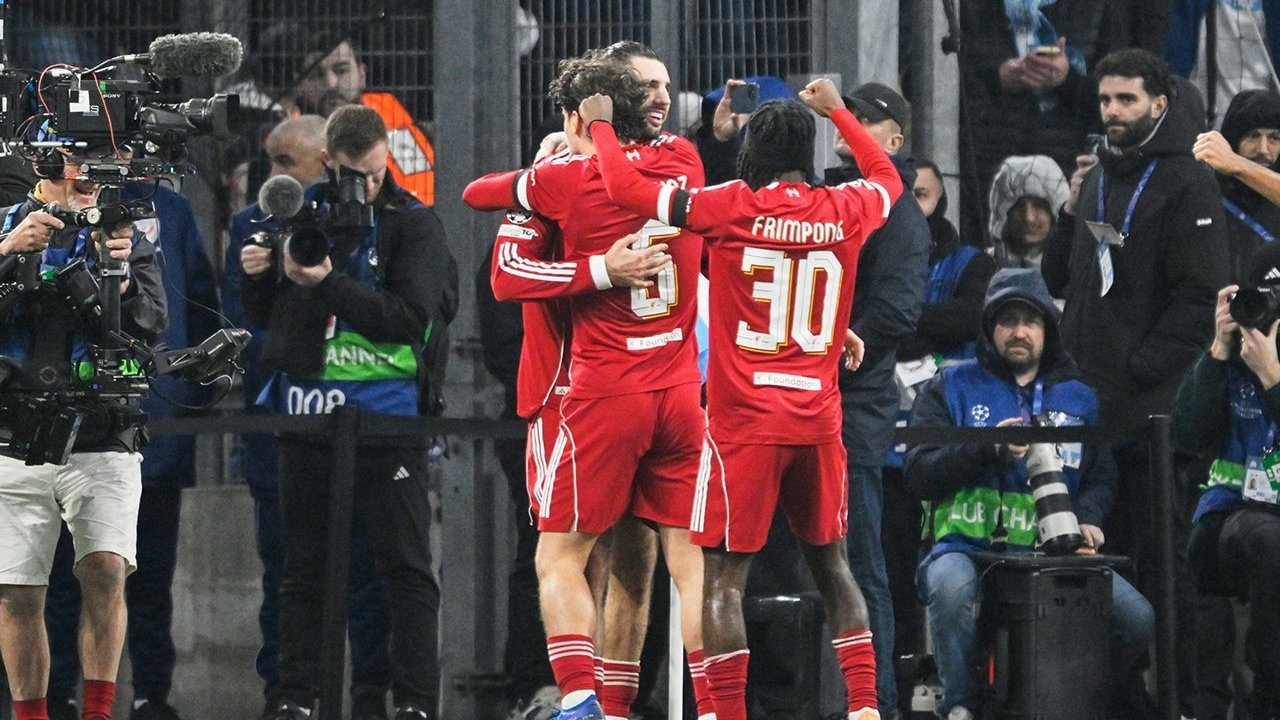 Rapor Pemain Liverpool vs Marseille: Dominik Szoboszlai Cetak Gol Free Kick Cerdik