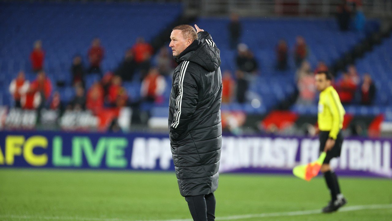 Steve Holland, Sosok 'Bad Cop' Inggris yang Dipercaya Michael Carrick Jaga Ruang Ganti Manchester United