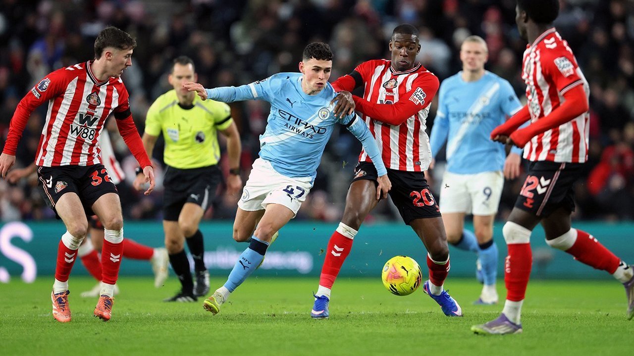 Hasil Sunderland vs Man City: Roefs dan Tiang Gawang Gagalkan City