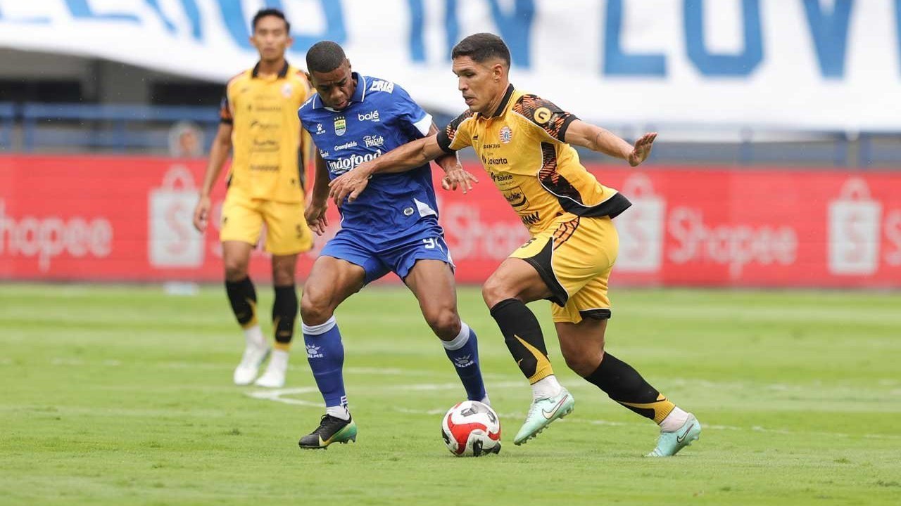Persib Bandung Juara Paruh Musim BRI Super League 2025/2026: Bakal Ulang Sejarah Musim Lalu? Persib Bandung Juara Paruh Musim BRI Super League 2025/2026: Bakal Ulang Sejarah Musim Lalu?