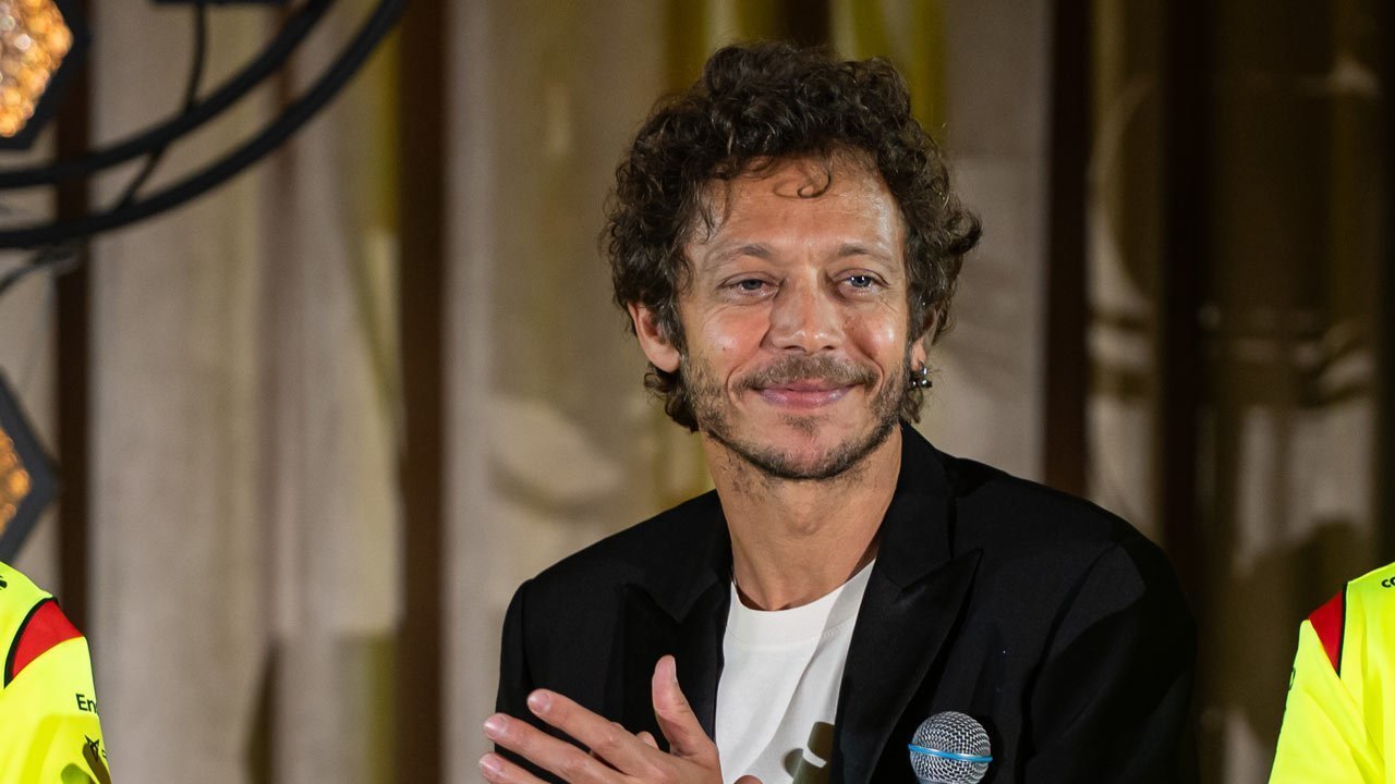 Valentino Rossi Ngaku Sudah Pilih Pembalap untuk Pertamina Enduro VR46 di MotoGP 2027 Valentino Rossi Ngaku Sudah Pilih Pembalap untuk Pertamina Enduro VR46 di MotoGP 2027