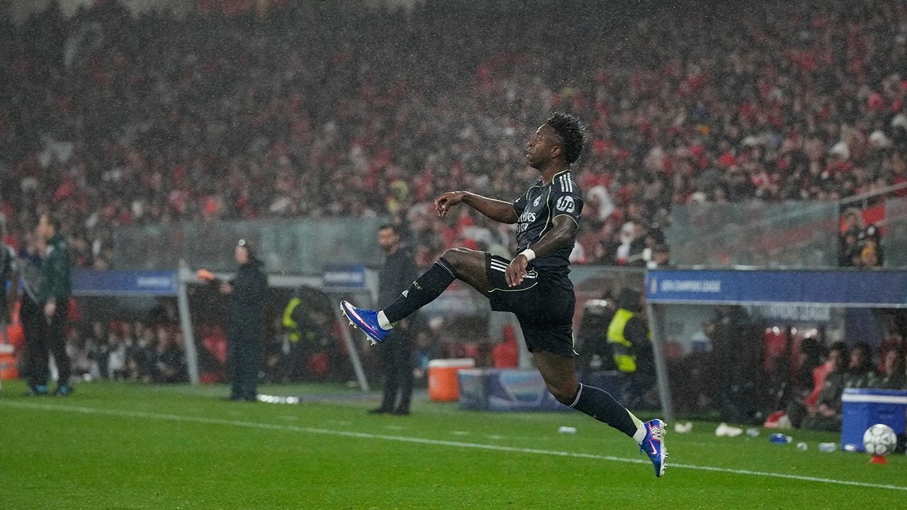 Drama UCL: Penuh Kejutan, Real Madrid Terlempar ke Playoff Bareng Juara Bertahan Liga Champions Drama UCL: Penuh Kejutan, Real Madrid Terlempar ke Playoff Bareng Juara Bertahan Liga Champions