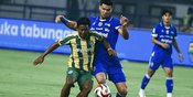 Hasil Persib Bandung vs PSBS Biak: Kalahkan 10 Pemain PSBS, Persib Kembali ke Puncak!
