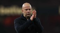 Arne Slot Langsung Diburu AC Milan Setelah Dipecat Liverpool