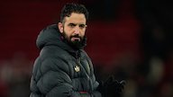 Ruben Amorim Tegaskan Tak Akan Latih Klub Portugal, Masa Depannya Masih Misterius Sejak Dipecat MU Ruben Amorim Tegaskan Tak Akan Latih Klub Portugal, Masa Depannya Masih Misterius Sejak Dipecat MU