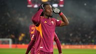 Bukan Sekedar Rumor, MU Mulai Bergerak untuk Amankan Jasa Manu Kone Bukan Sekedar Rumor, MU Mulai Bergerak untuk Amankan Jasa Manu Kone