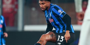 Gelandang Timnas Brasil Ini Bakal Gantikan Casemiro di MU? Gelandang Timnas Brasil Ini Bakal Gantikan Casemiro di MU?