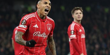 Nottingham Forest vs Ferencvaros: Igor Jesus Pimpin Pesta Gol The Tricky Trees
