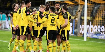 Rekap Hasil Bundesliga: Dortmund Bekuk Bremen, Laga Leverkusen Ditunda
