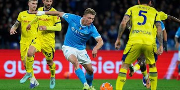 Hasil Napoli vs Lecce: Partenopei Selamat dari Kekalahan Setelah Tertinggal 0-2 Hasil Napoli vs Lecce: Partenopei Selamat dari Kekalahan Setelah Tertinggal 0-2