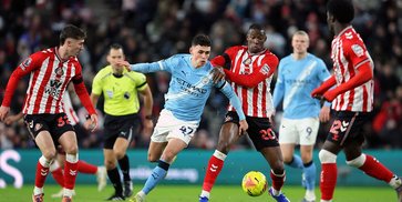 Hasil Sunderland vs Man City: Roefs dan Tiang Gawang Gagalkan City Hasil Sunderland vs Man City: Roefs dan Tiang Gawang Gagalkan City