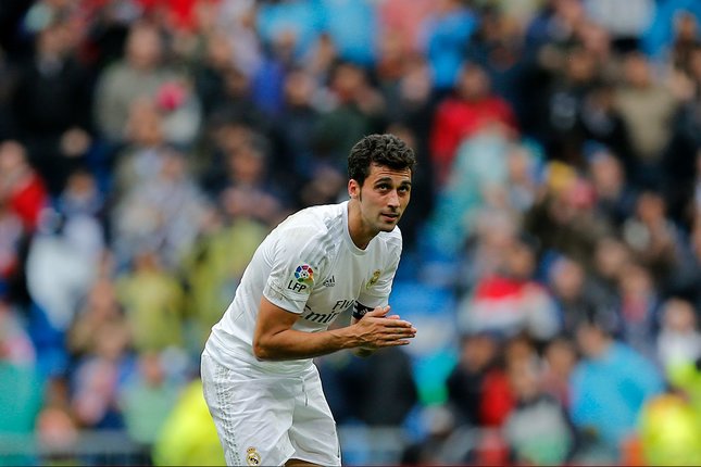Alvaro Arbeloa saat masih bermain di Real Madrid melawan Valencia, 8 Mei 2016 silam. (c) AP Photo/Paul White