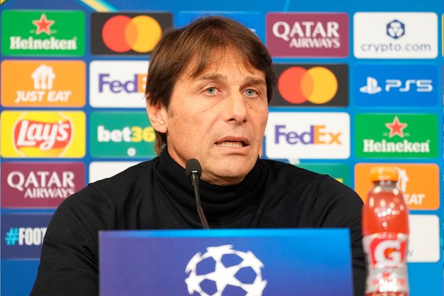 Conte dan Mancini Kembali Masuk Perhitungan Conte dan Mancini Kembali Masuk Perhitungan