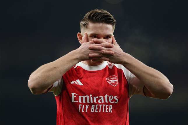 Arsenal Diprediksi Juara