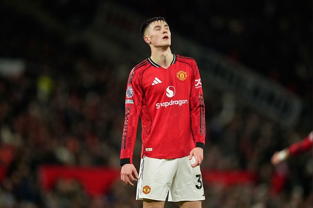 Reaksi penyerang Manchester United, Benjamin Sesko saat melawan Wolverhampton Wanderers di lanjutan Liga Inggris, 30 Desember 2025. (c) AP Photo/Dave Thompson