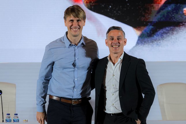 Menunggu Keputusan Final