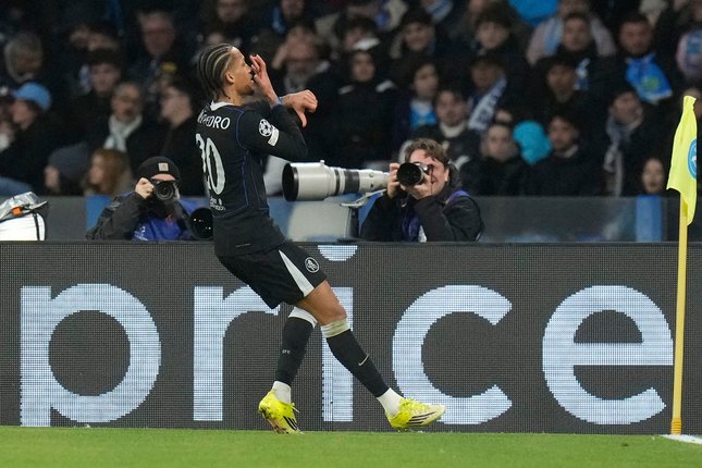 Joao Pedro, Pembeda di Babak Kedua