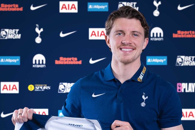 Reuni Emosional Conor Gallagher