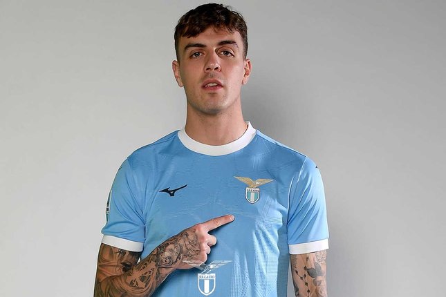 Pindah Klub demi Menyelamatkan Momentum