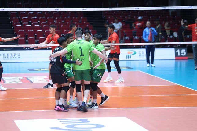 Samator Tampil Efektif Sejak Set Pertama Samator Tampil Efektif Sejak Set Pertama